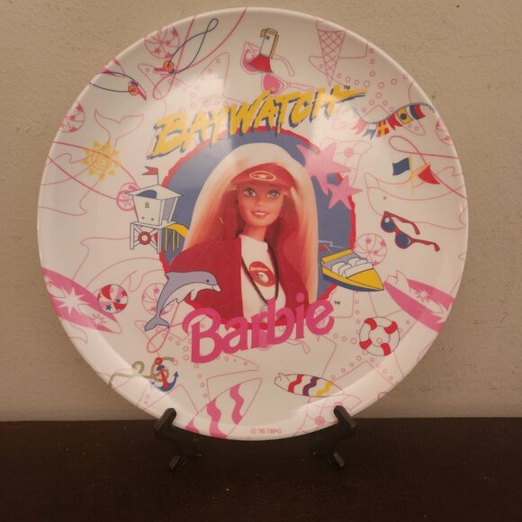 VINTAGE - BAYWATCH BARBIE PLASTIC DINNER PLATES (Set of 3) - Picture 1 of 4